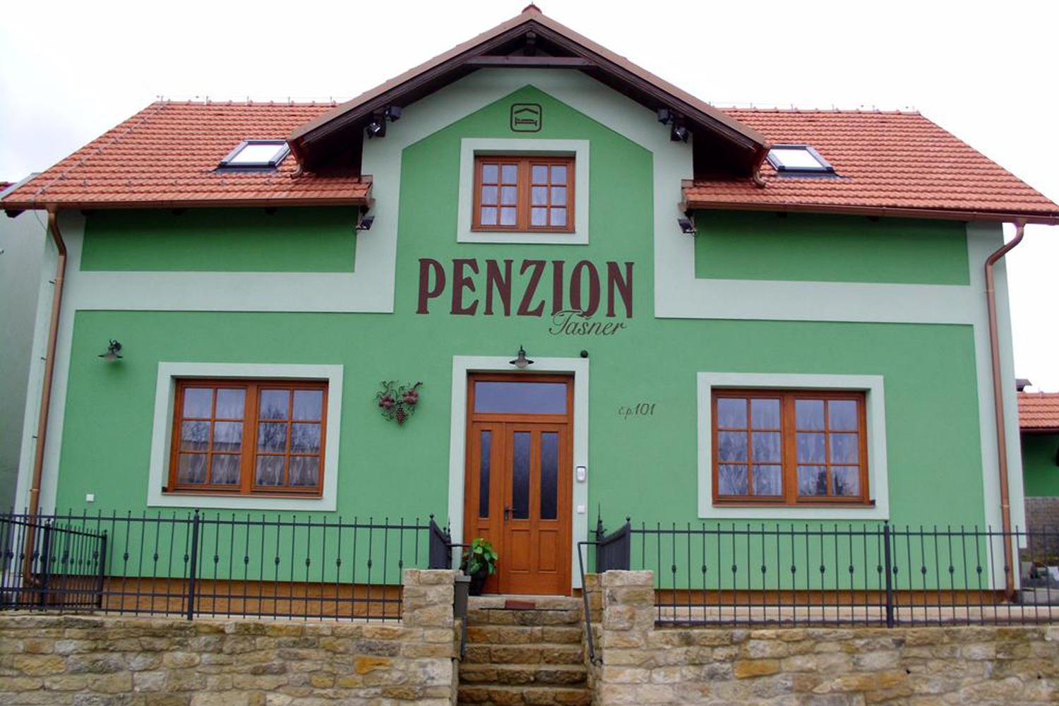 Penzion Tasner: Litomysl's Pretty Guesthouse