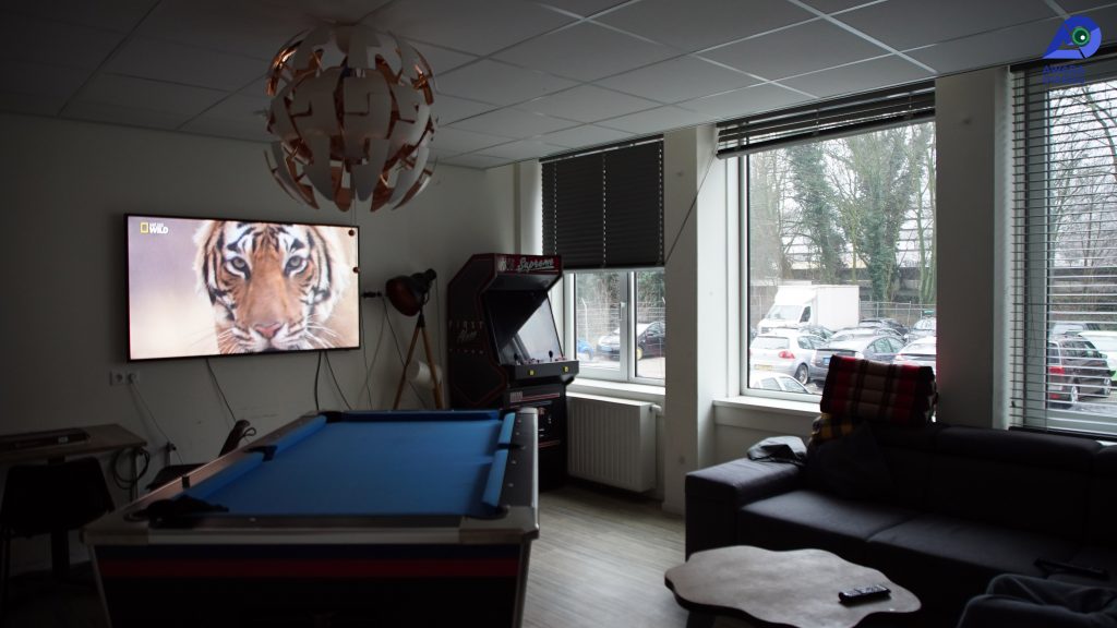 Dutchies Hostel TV Room