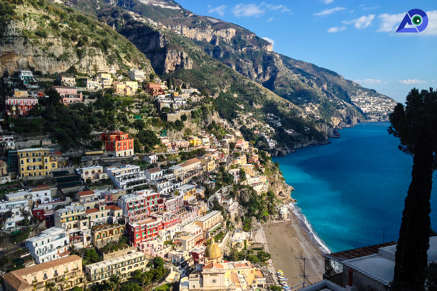 15 Beautiful Post Cards From Positano, Italy
